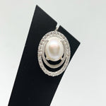 Load image into Gallery viewer, Stunning Silver Earrings with Pearls
